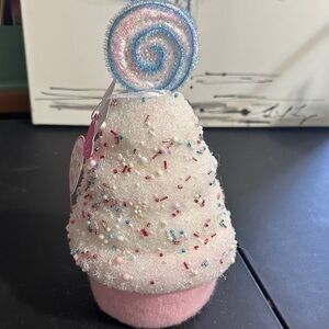 Peppermint square Christmas cupcake tree topper